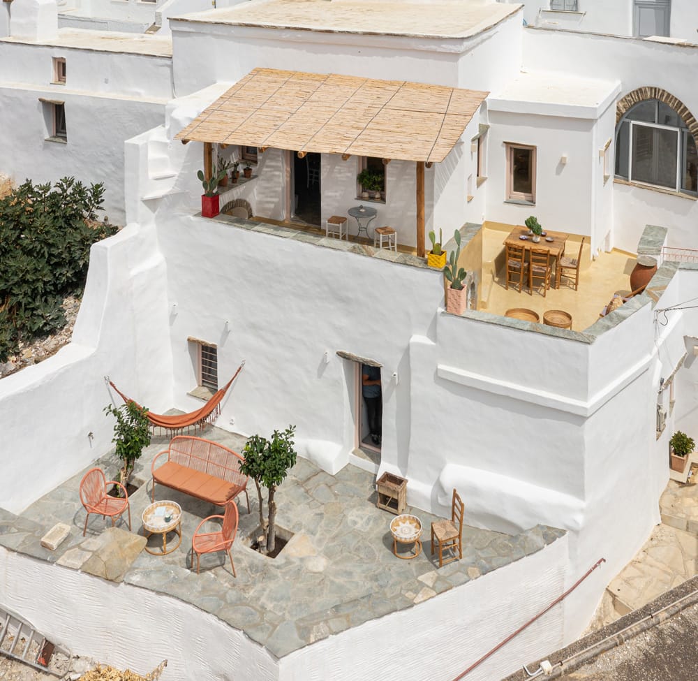theros-tinos-island-evripiotis-architects-greek-foundation-p01